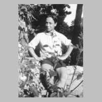 111-1224 Heinrich Kenzler in Waldsiewersdorf auf der Oberschule.JPG